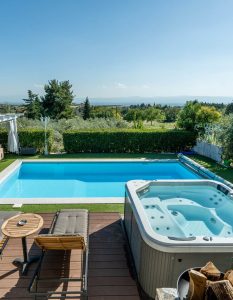book now villa Greece